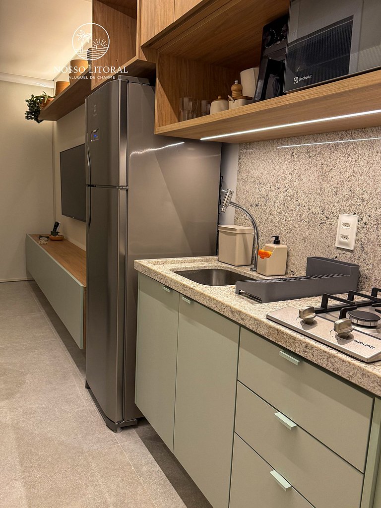 Flat Luxo c/ varanda 30m praia #112