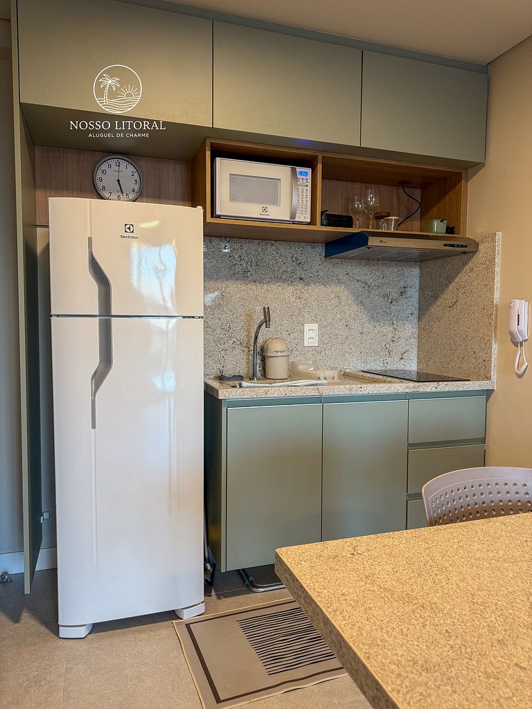 Apt Luxo 2 quartos c/ varanda 30m praia #110